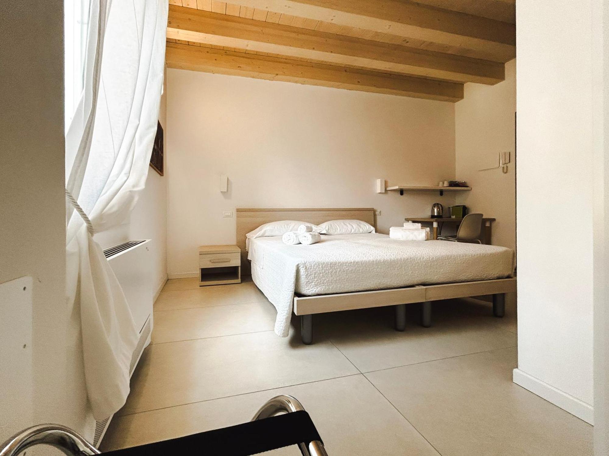 Via Poma Rooms Vérone Extérieur photo